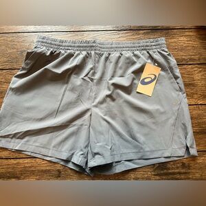 NWT Asics Steel Gray training  Shorts. Xl